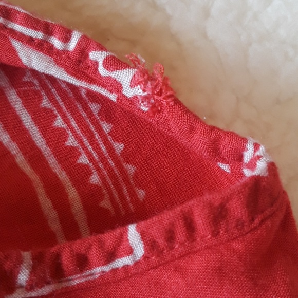 🌻 Tribal print Billabong top - Picture 4 of 4